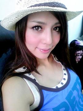 李毓芬