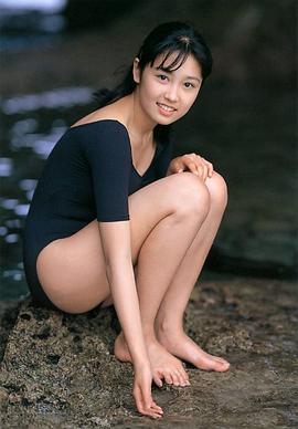 三津谷叶子
