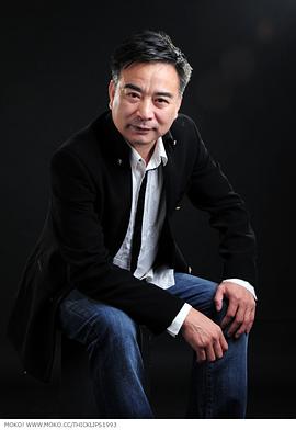 岳跃利