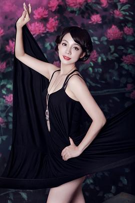 岳菁蔚