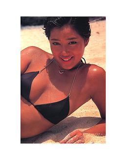 夏目雅子