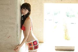 尾島知佳