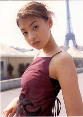 吉川日奈
