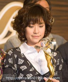 杰佳·亚宁