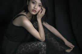 小岛瑠璃子