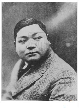 黄君甫
