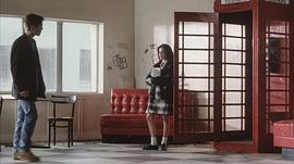 霍莉·玛丽·库姆斯
