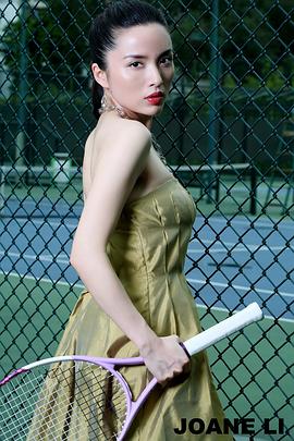 李佳