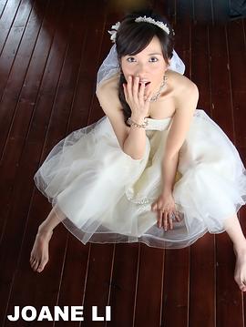 李佳