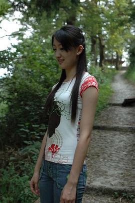 吴静一