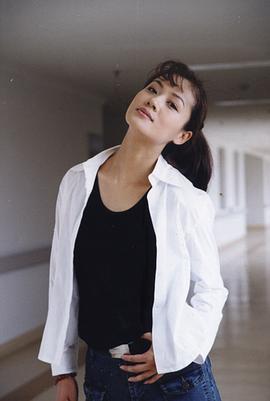 梁馨