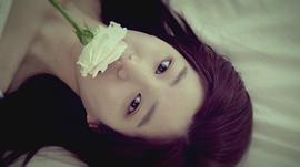李侑菲