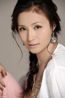 万美汐