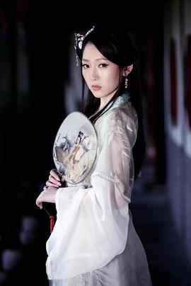 曹馨月