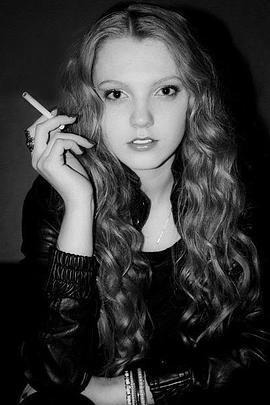 Nadya Vall