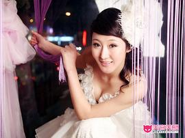 李依馨