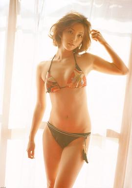 岩佐真悠子