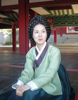 梁美京