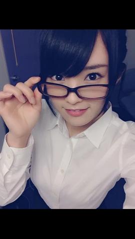 山本彩