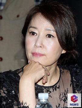 车华妍