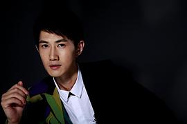 何明翰