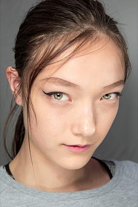 兰波由美