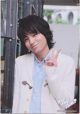 伊野尾慧