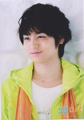 伊野尾慧