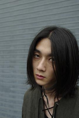 柳俊太郎
