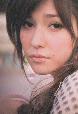 藤井莉娜