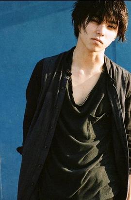 村上虹郎