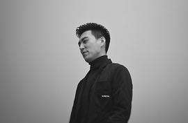 靳东