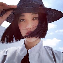 高靓