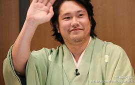 松山研一