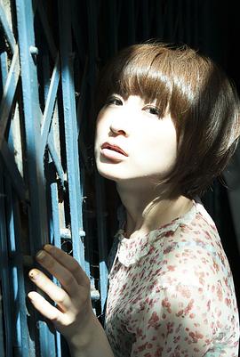 岡本麻里