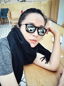 李佳