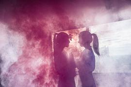 苼楠塔茬·塔纳潘披散
