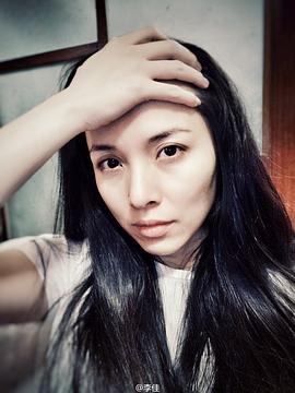 李佳