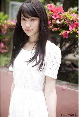 小山莉奈