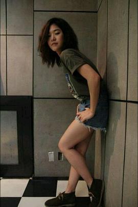 杰佳·亚宁