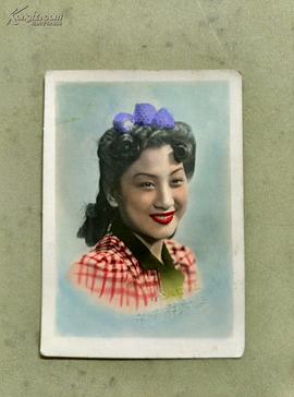 周曼华