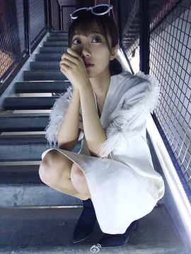 冯薪朵
