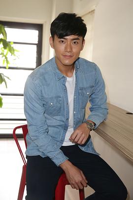 李程彬