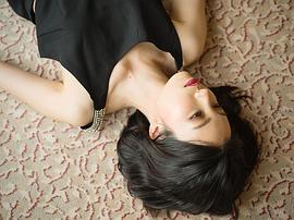 向里忧香