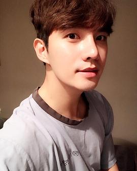 李庚