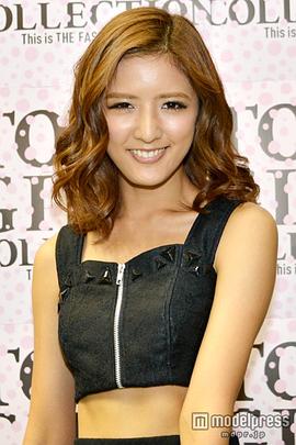 藤井萩花