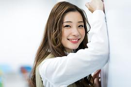 足立梨花