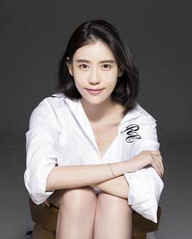 施予斐