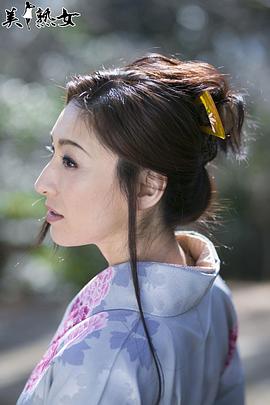 松本まりな