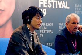 松山研一